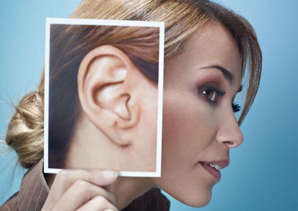 جراحة تجميل الأذن في إيران
